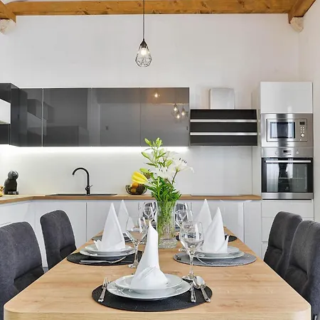 Banovi בית נופש